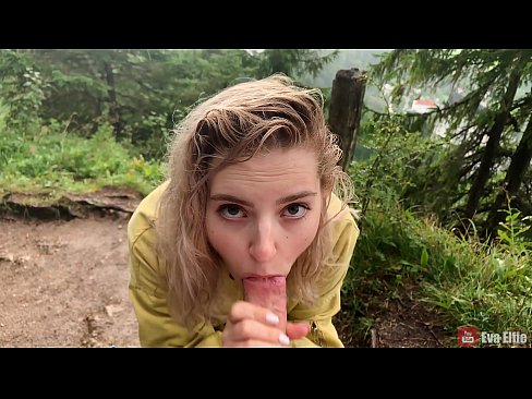 ❤️ Jente svelger cum etter en offentlig blowjob - Eva Elfi ❤ Superporno hos oss ❌